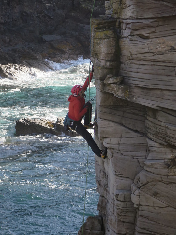 II. Safety Precautions for Climbing Near Water